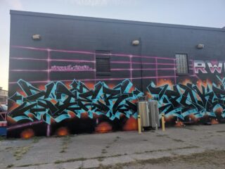 PXL_20250909_231711940