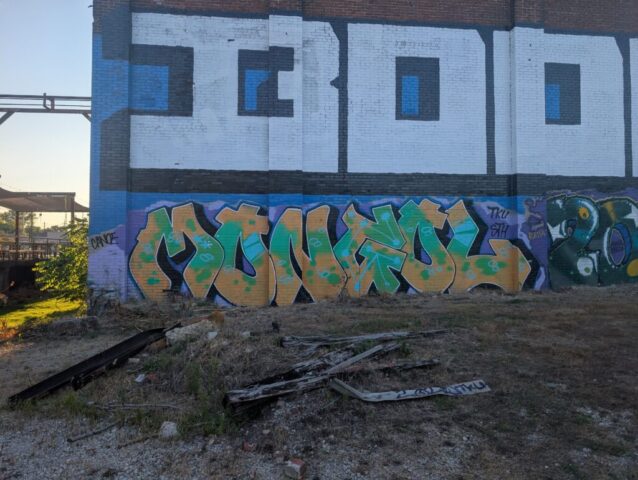 PXL_20250909_231802008